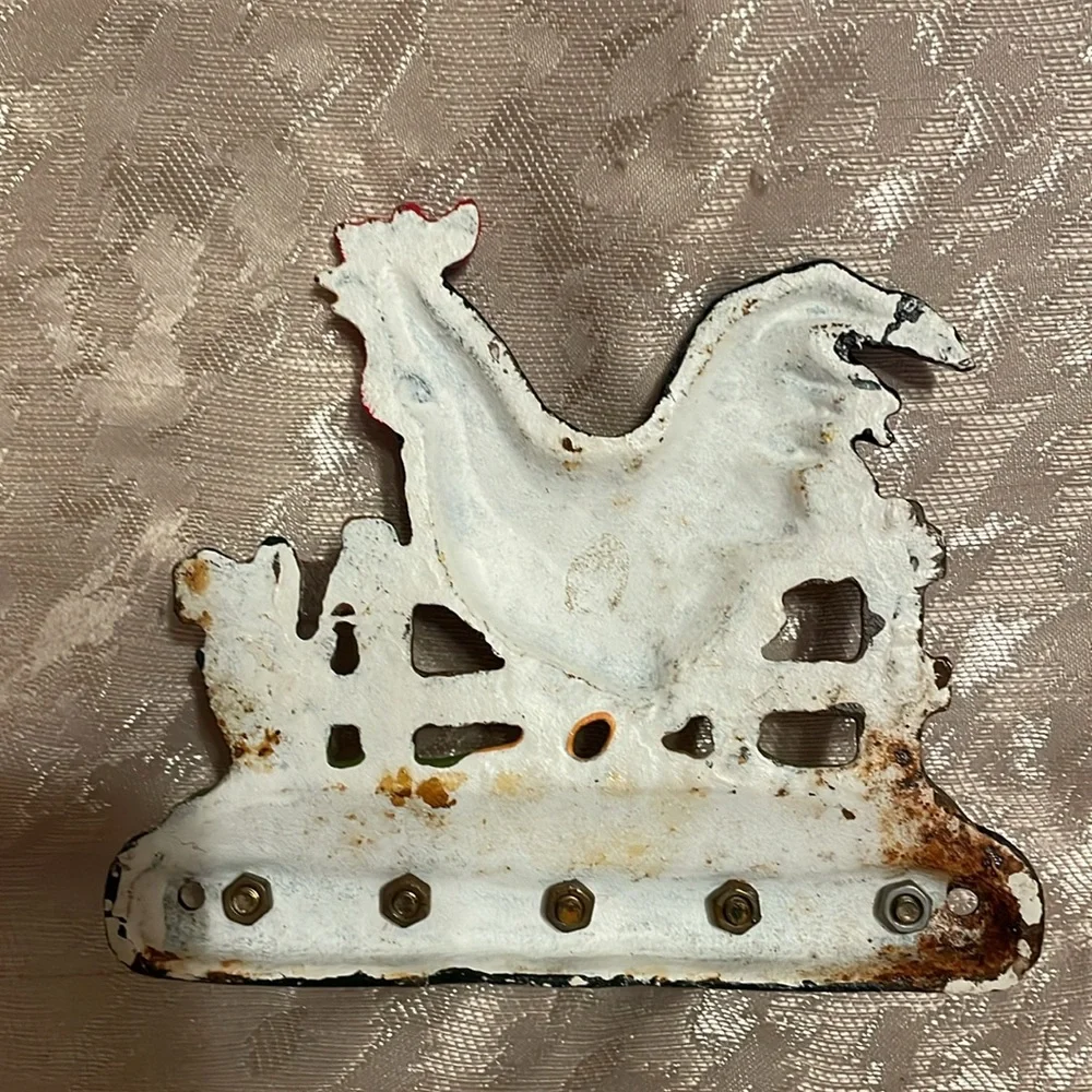 Vintage Cast Iron Rooster Key Rack with 5 hooks 4.5